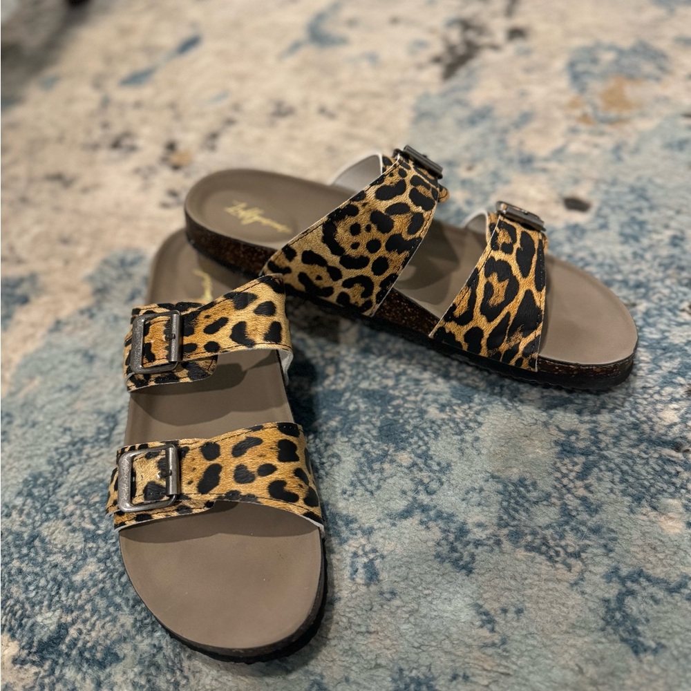 Waterproof Slides ☀️ - Picture 4 of 4